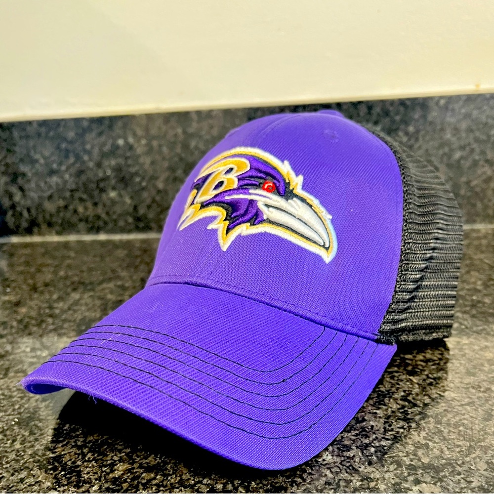 Baltimore Raven’s Fitted Trucker hat - NFL football